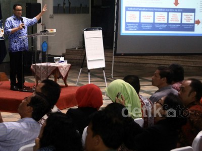 Menteri Anies Dengarkan Keluhan Guru se-Indonesia