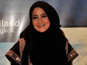 Pipik Angkat Bicara Soal Kabar Ribut dengan Rossa