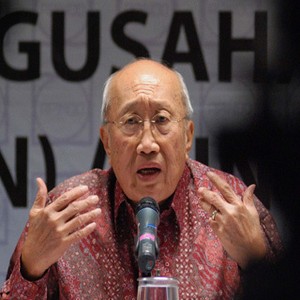 Sofjan Wanandi: 5 Tahun UMP Naik 115%, Tapi Buruh Tani dan Informal Tak Nikmati
