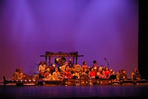 Tarian Klasik Jawa Pukau Ribuan Penonton di Los Angeles