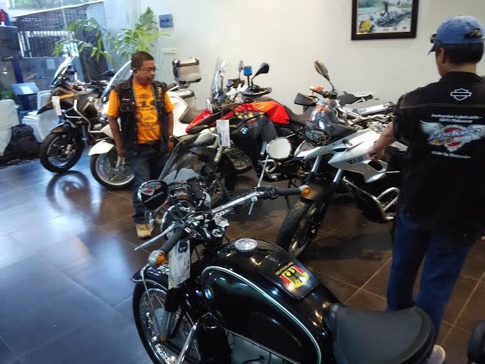BMW Motorrad Rambah Makassar