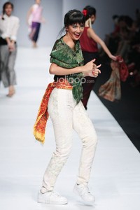 BINhouse by Obin Saya Adalah Indonesia, Jakarta Fashion Week 2015 at Senayan City. Jakarta. (Foto: Mohammad Abduh/Wolipop)