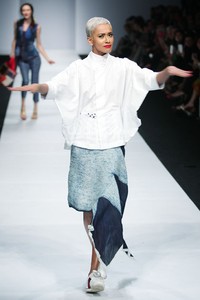 BINhouse by Obin Saya Adalah Indonesia, Jakarta Fashion Week 2015 at Senayan City. Jakarta. (Foto: Mohammad Abduh/Wolipop)