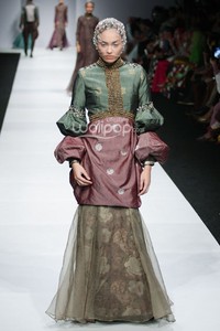 Fomalhaut Zamel 8 Infinite Capsule Collection Asosiasi Perancang Pengusaha Muda Indonesia. Jakarta Fashion Week 2015 at Senayan City. Jakarta. [Foto: Mohammad Abduh/Wolipop]