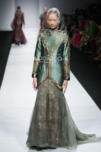 Fomalhaut Zamel 8 Infinite Capsule Collection Asosiasi Perancang Pengusaha Muda Indonesia. Jakarta Fashion Week 2015 at Senayan City. Jakarta. [Foto: Mohammad Abduh/Wolipop]