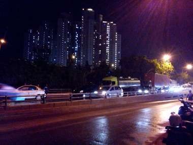 Kecelakaan Beruntun di Fly Over Ancol, Mobil Boks Ringsek