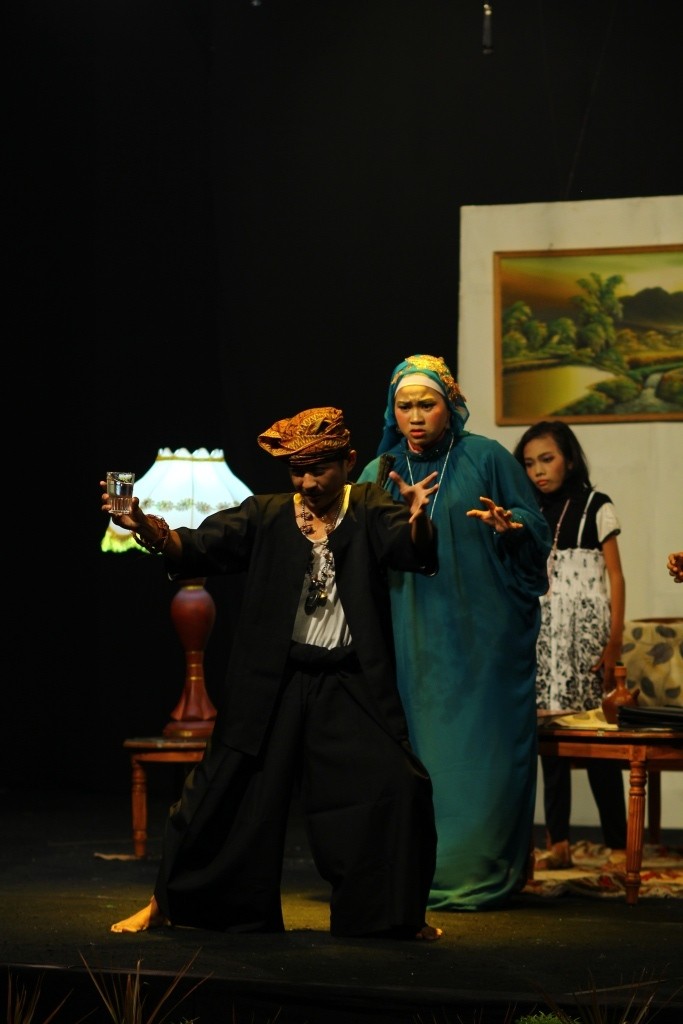 Main Teater Jauhkan Remaja dari Tawuran