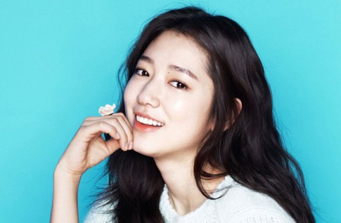Park Shin Hye Aktris Korea dengan Follower Weibo Terbanyak