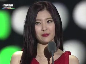 Kalahkan Rain, Sunmi Raih Best Dance Performance Solo di MAMA 2014