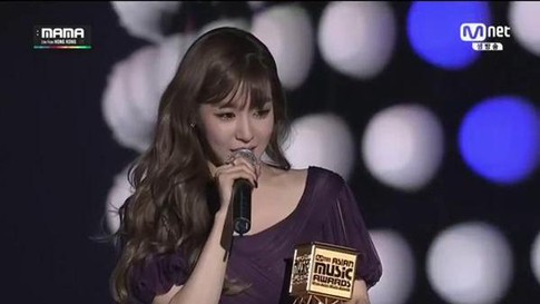 TaeTiSeo Bawa Pulang Piala KPop Fans Choice Female Award di MAMA 2014