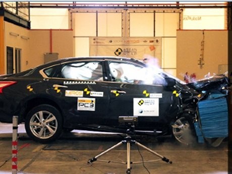 Ini Dia Mobil Paling Aman di ASEAN