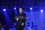 Menikmati Suara Merdu Tulus di 'Konser Gajah Tulus'
