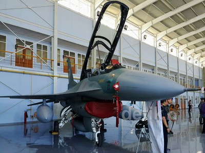 Skadron Udara F-16 di Pekanbaru Resmi Beroperasi