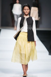 Vassilisa Anastasia 8 Infinite Capsule Collection Asosiasi Perancang Pengusaha Muda Indonesia. Jakarta Fashion Week 2015 at Senayan City. Jakarta. [Foto: Mohammad Abduh/Wolipop]