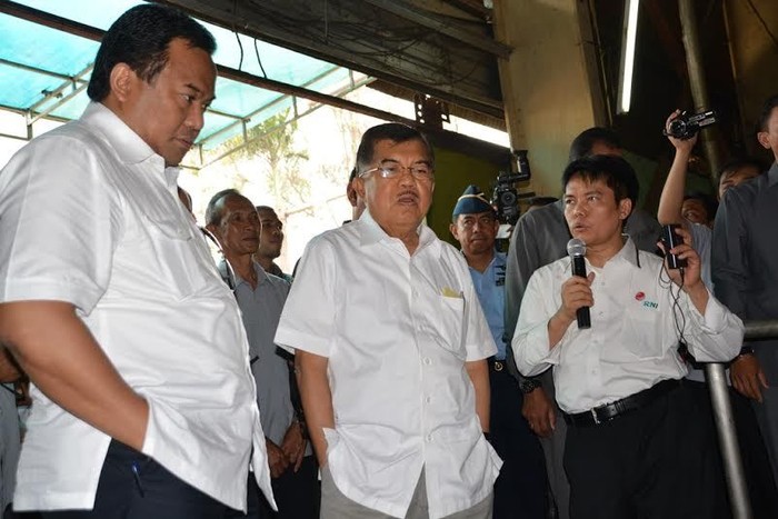 Ditemani Rachmat Gobel, JK Blusukan ke Pabrik Gula di Subang