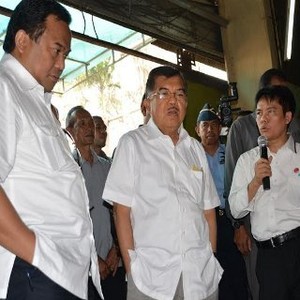 Ditemani Rachmat Gobel, JK Blusukan ke Pabrik Gula di Subang