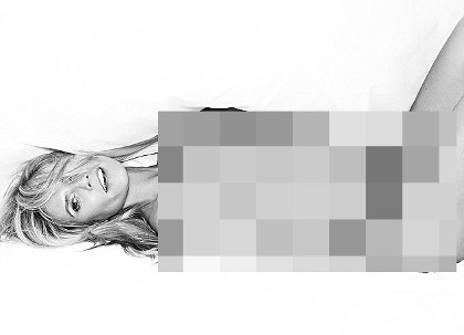 Lagi, Heidi Klum Pose Topless untuk Iklan Lingerie