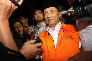 Geledah 5 Rumah Fuad Amin di Bangkalan, KPK Sita Dokumen Terkait Aset
