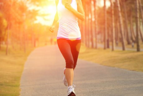 Rajin Lari Justru Tingkatkan Risiko Nyeri Lutut? Ah, Itu Mitos