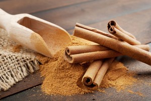 Bubuhi Makanan atau Minuman dengan Kayu Manis agar Khasiatnya Lebih hebat (2)