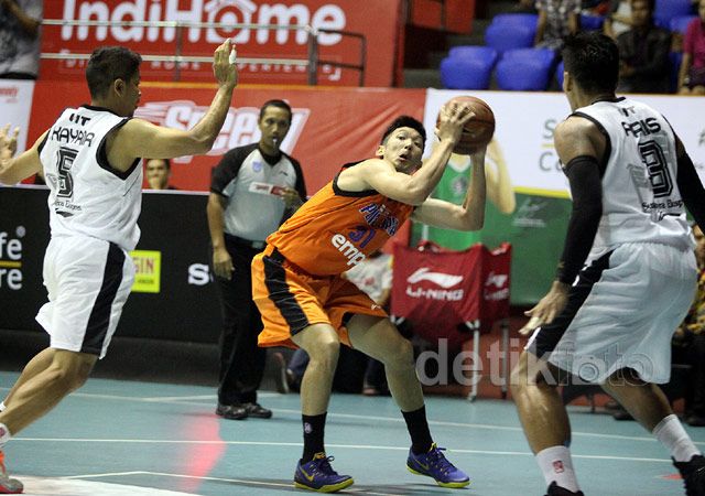 Pelita Jaya Terus Melaju Mulus