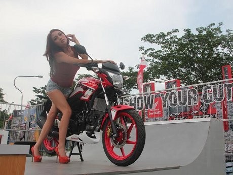 Penjualan Motor di Riau 2015 Terancam Harga Minyak Dunia