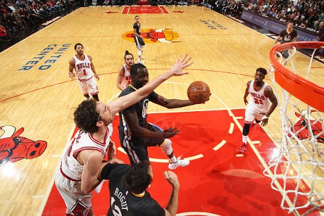 Kalahkan Bulls, Warriors Bukukan Rekor Baru