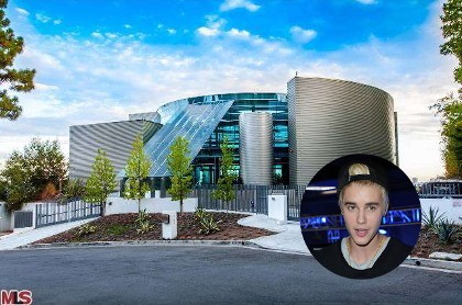 Mengintip Rumah Kaca Rp 742 Juta per Bulan Sewaaan Justin Bieber Mengintip Rumah Kaca Rp 742 Juta per Bulan Sewaaan Justin Bieber