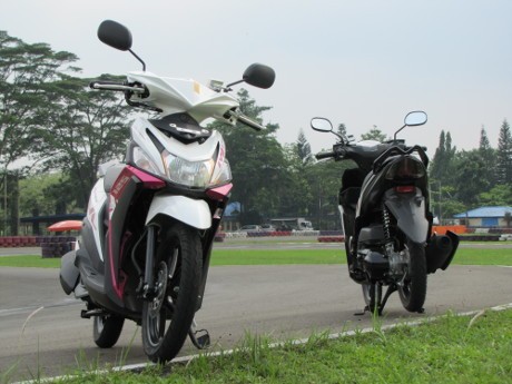 Menjajal Motor Blue Core Pertama di Indonesia