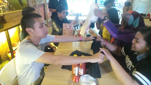 RANers dan RAN Tukar Kado di traktiRAN detikHOT