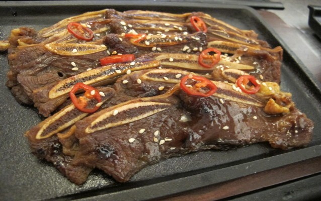 Malam Ini Enaknya Bersantap Galbi yang Gurih Khas Korea