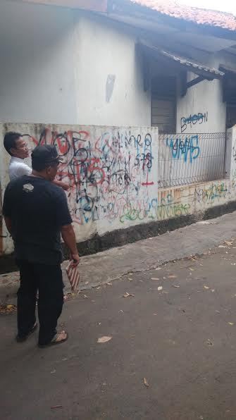 Parkir Lebih dari Sepekan, Taksi Express Curian Sempat Digembosi Warga