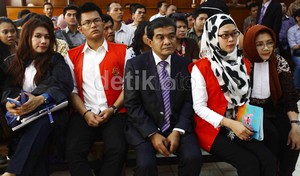 Kuasa Hukum Hafitd Berencana Banding, Jaksa: Kami Harap Jadi Seumur Hidup