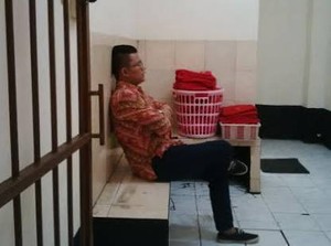 Tangis Hafitd di PN Jakpus Jelang Sidang Vonis