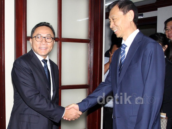 Ketua MPR Terima Ketua Politik China