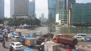 Walau Ditekan Buruh, Ahok Tegaskan Tak Akan Naikkan UMP