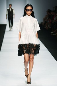 Barli Asmara Senayan City. Jakarta Fashion Week 2015 at Senayan City. Jakarta. [Foto: Mohammad Abduh/Wolipop]