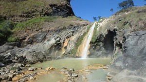 Kolam Air Panas Ala Rinjani