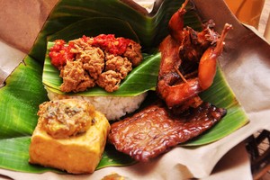 Omah Lawas: Wedangan Sedap, Nasi Terik dan Burung Puyuh Goreng