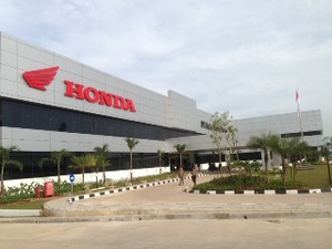 JK Resmikan Pabrik Baru Honda di Karawang