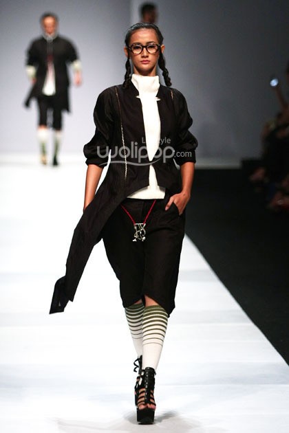 Deden Siswanto Senayan City at Jakarta Fashion Week 2015. Senayan City. Jakarta. [Foto: Mohammad Abduh/Wolipop]