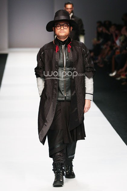 Deden Siswanto Senayan City at Jakarta Fashion Week 2015. Senayan City. Jakarta. [Foto: Mohammad Abduh/Wolipop]
