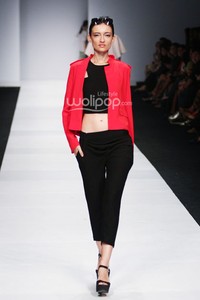 Ardistia Dwiasri Senayan City. Jakarta Fashion Week 2015 at Senayan City. Jakarta. [Foto: Mohammad Abduh/Wolipop]