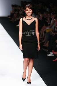 Ardistia Dwiasri Senayan City. Jakarta Fashion Week 2015 at Senayan City. Jakarta. [Foto: Mohammad Abduh/Wolipop]