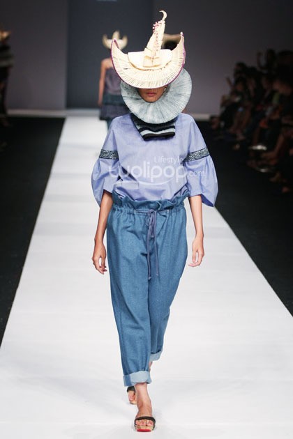 Spous by Priyo Oktaviano Senayan City.  Jakarta Fashion Week 2015 at Senayan City. Jakarta. [Foto: Mohammad Abduh/Wolipop]