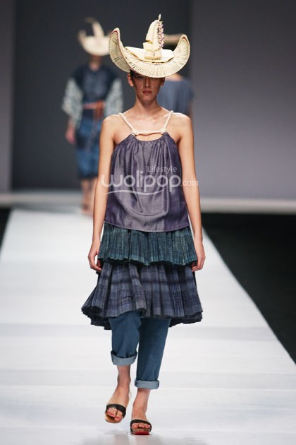 Spous by Priyo Oktaviano Senayan City.  Jakarta Fashion Week 2015 at Senayan City. Jakarta. [Foto: Mohammad Abduh/Wolipop]