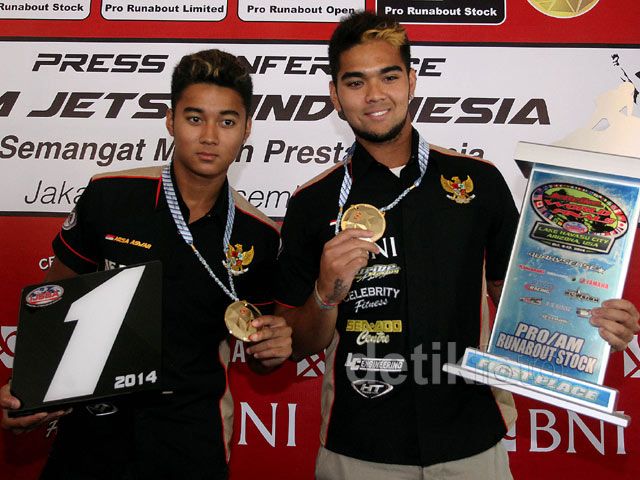 Aero dan Aqsa Ukir Prestasi di Jetski