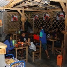 Weekend Seru dengan Nyemil di Omah Ketan Yuk!