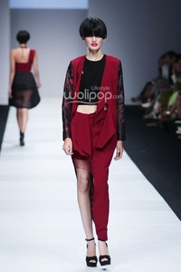 Ardistia New York by Ardistia Dwiasri The Body Shop. Jakarta Fashion Week 2015 at Senayan City. Jakarta. [Foto: Mohammad Abduh/Wolipop]