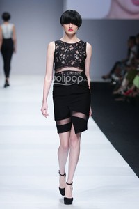 Ardistia New York by Ardistia Dwiasri The Body Shop. Jakarta Fashion Week 2015 at Senayan City. Jakarta. [Foto: Mohammad Abduh/Wolipop]